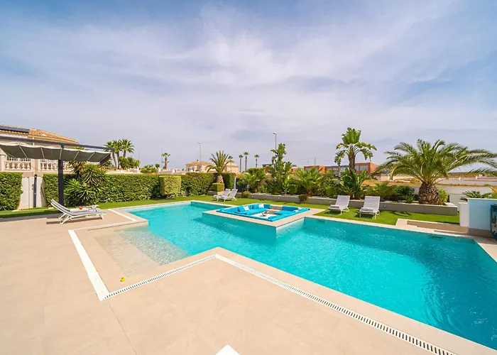 Villa Torremendo וילה *